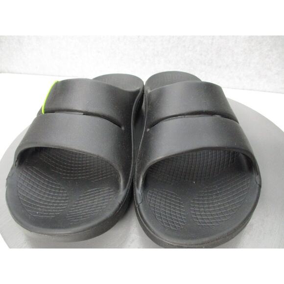 Sandals_&_Flip_Flops